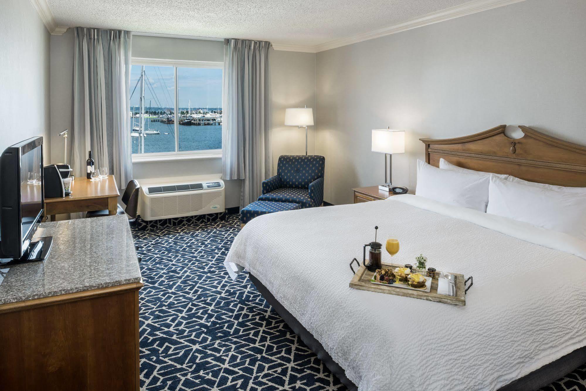 The Newport Harbor Hotel & Marina Esterno foto